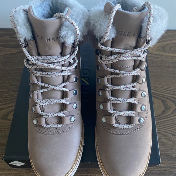NEW COLE HAAN ZEROGRAND HIKING BOOTS NUBUCK 5 - Picture 4 of 8